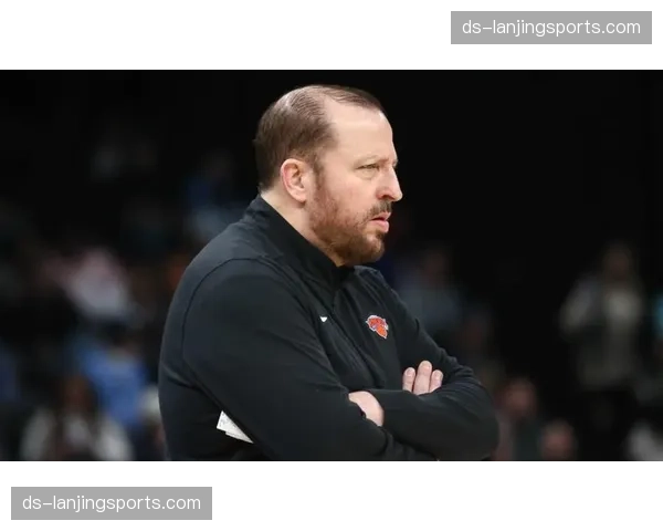 锡伯杜用人哲学遭质疑 主力球员过度使用隐患